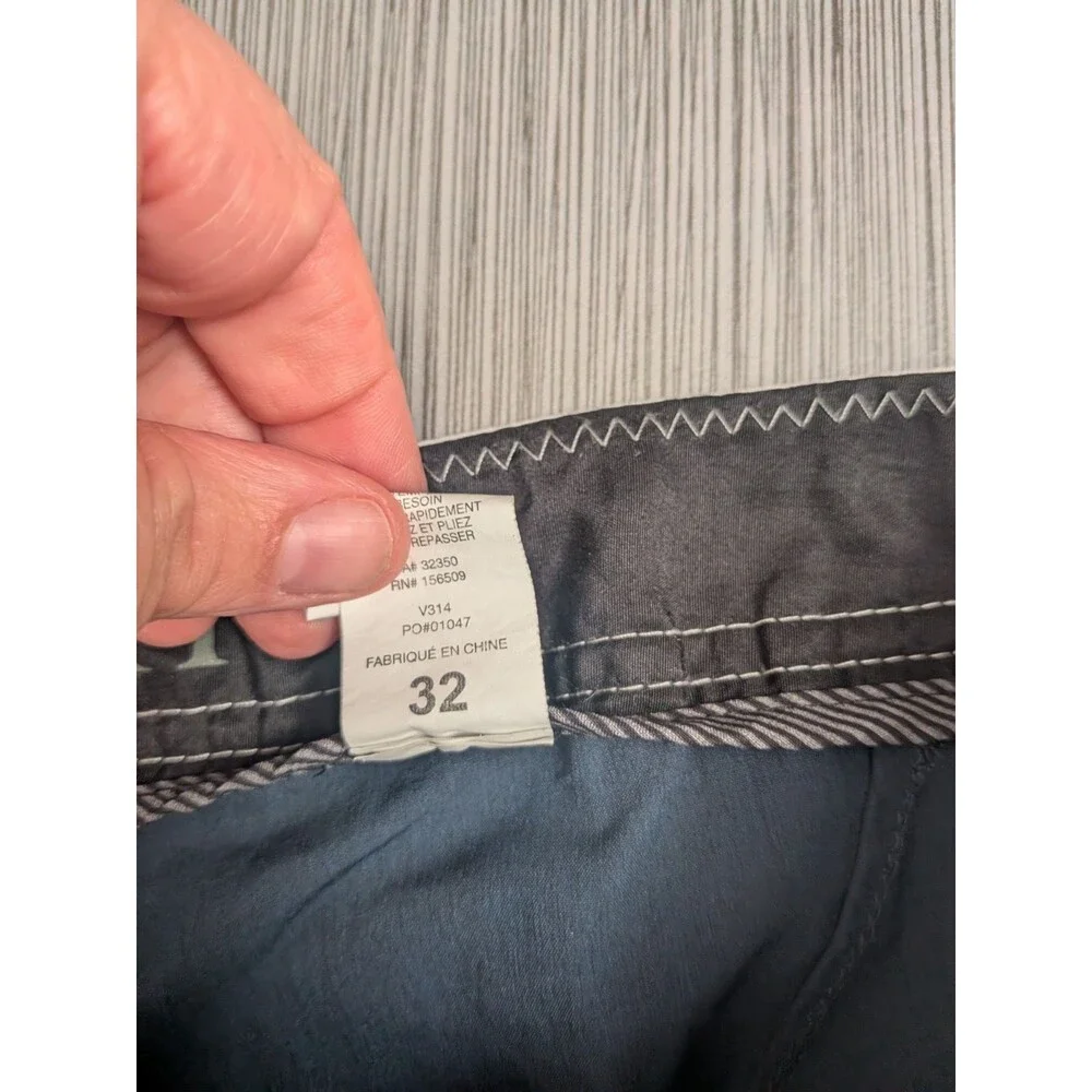 Vuori Cruise Board Shorts 32 Blue Green Color Block